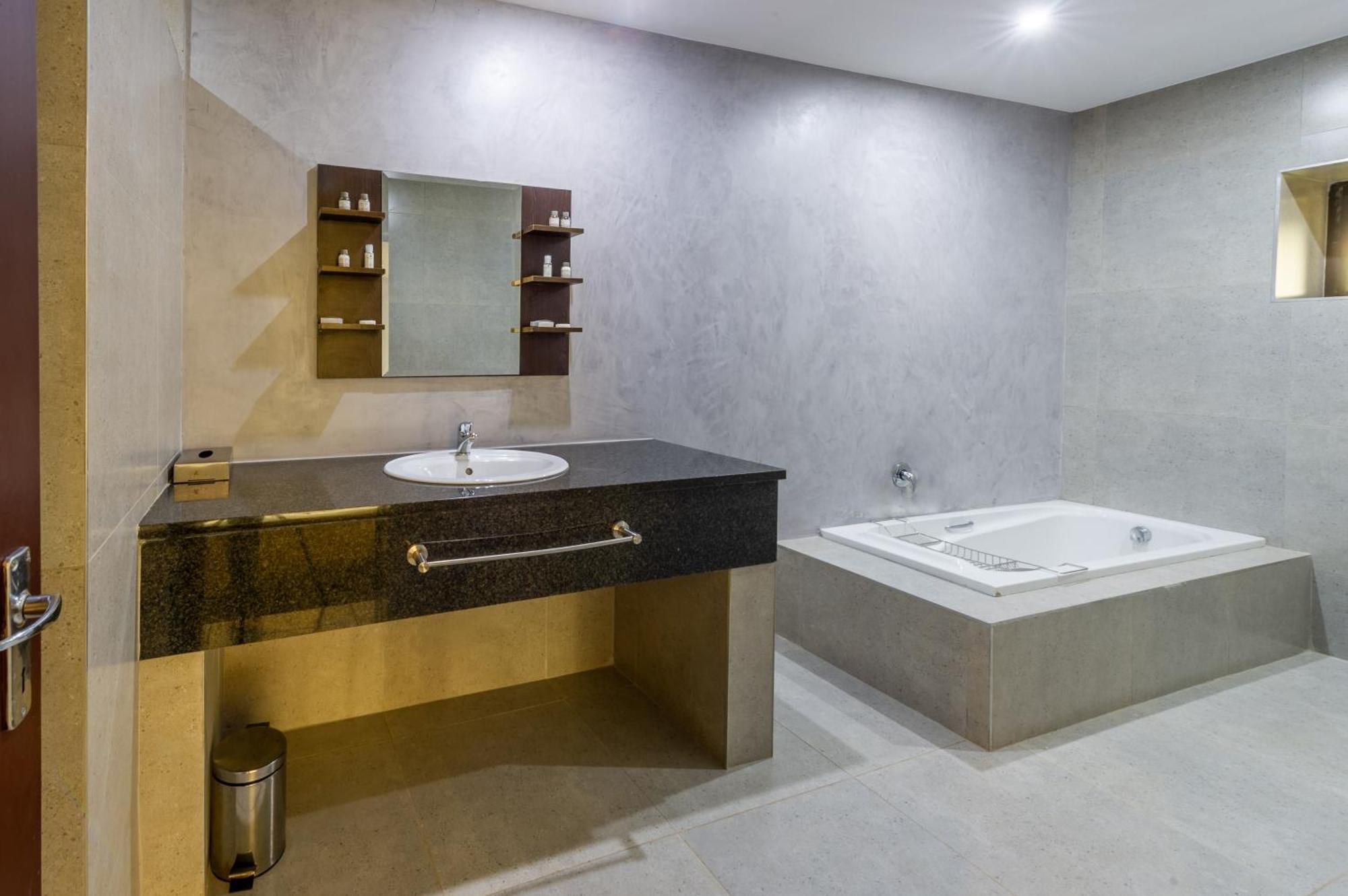 La Joya Lodge Conference Centre And Spa Pelindaba Luaran gambar