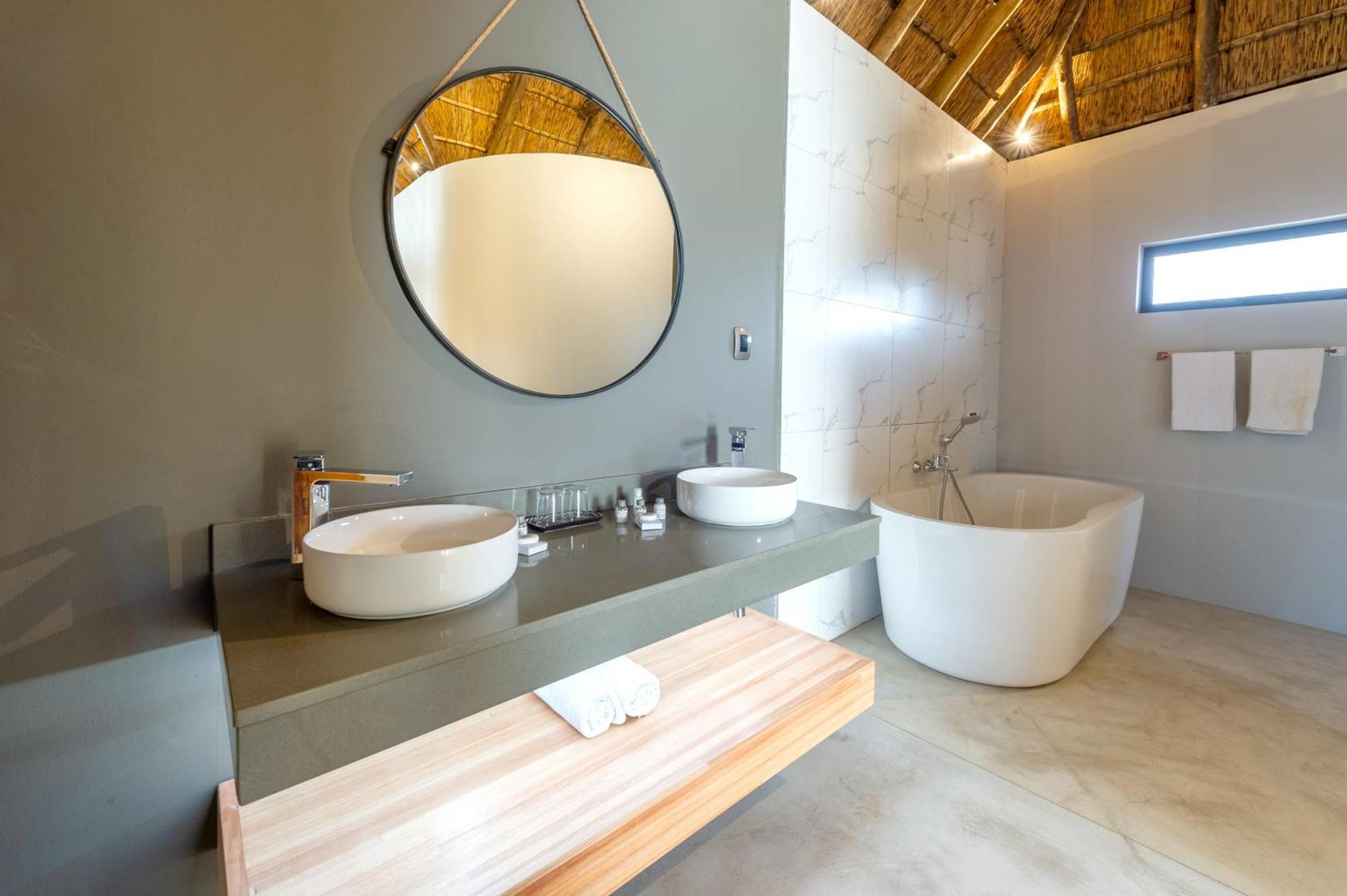 La Joya Lodge Conference Centre And Spa Pelindaba Luaran gambar